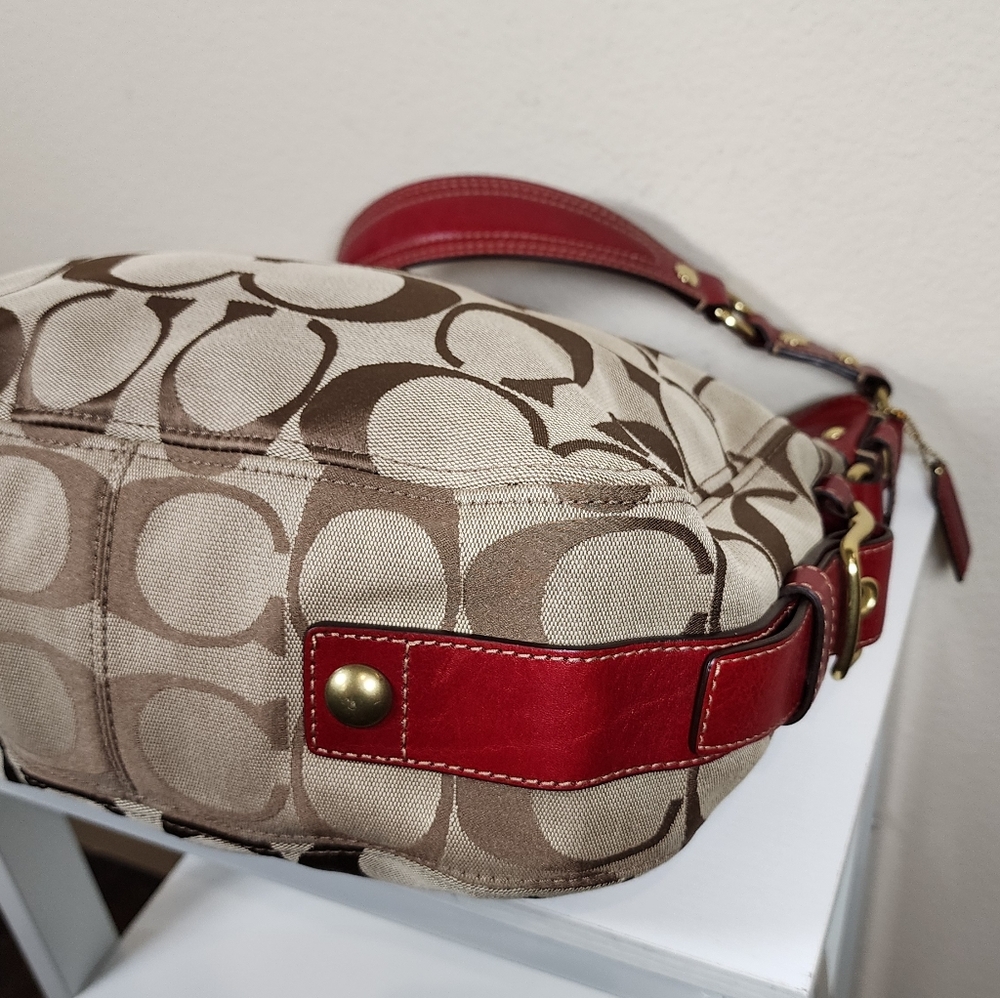 NWT Coach Signature Large Zoe #12674 - Picture 10 of 17